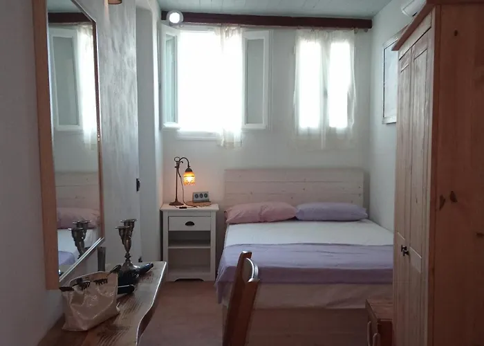 Elva House 公寓 Pánormos